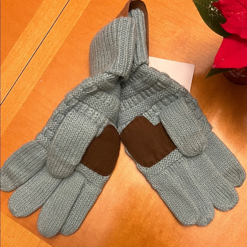 NWT Girlie Girl Touchscreen Compatible Knit Gloves Blue Gray
